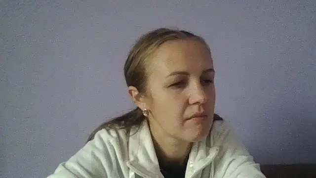 Milaniya261 stripchat live cam model