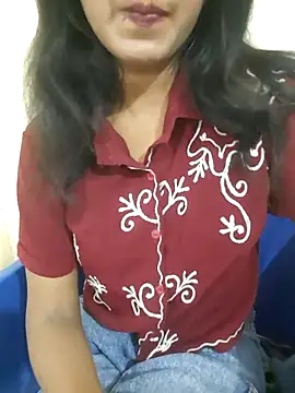 Navya6879 stripchat live cam model