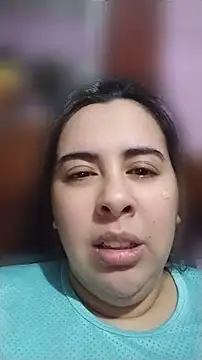 hadita332 stripchat live cam model