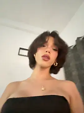 Carlita_cute stripchat live cam model