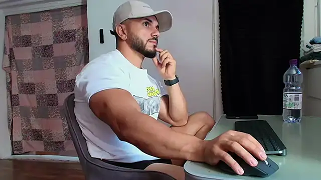 supermanboy94 stripchat live cam model