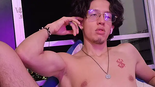 manu_vera8 stripchat live cam model