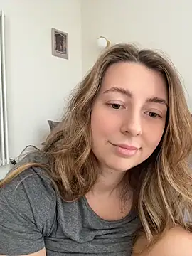 curvyflawless stripchat live cam model