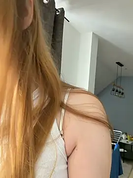 Skylar-Sweet stripchat live cam model