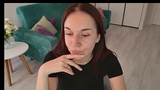 Ola_Queen stripchat live cam model