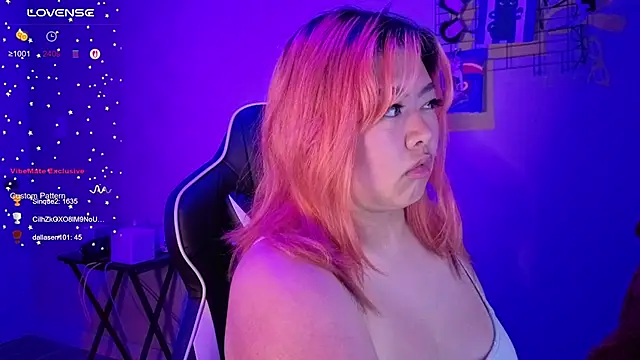 kuromixx444 stripchat live cam model