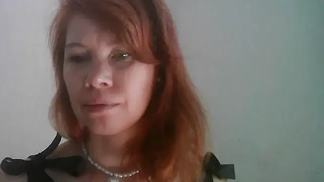 Almiraq stripchat live cam model