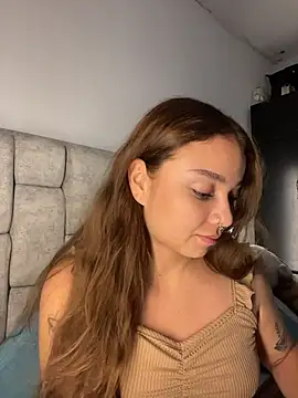 AnnyLopezzz_ stripchat live cam model