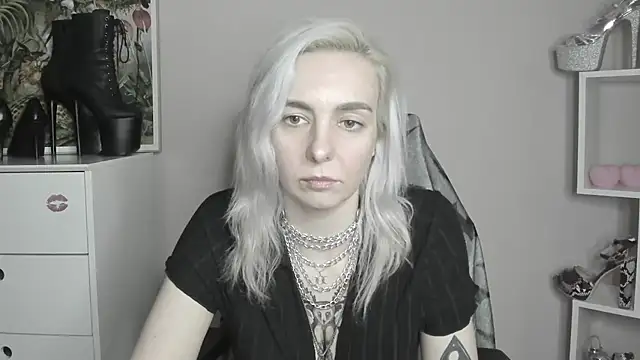velvetanne stripchat live cam model