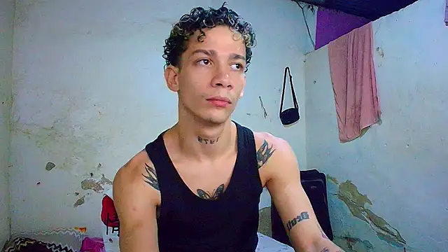 mateodeamjo_07 stripchat live cam model