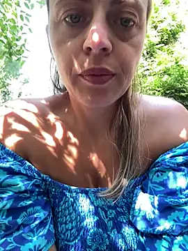 ladywithbigass stripchat live cam model