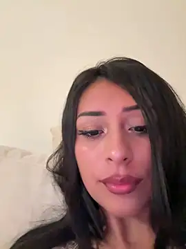 sweetAli_ stripchat live cam model