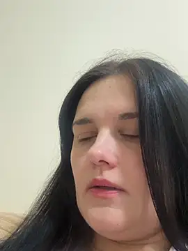 ValeWillow29 stripchat live cam model
