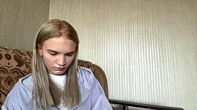 BeckyDowey stripchat live cam model