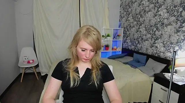 Laila_Blarr stripchat live cam model