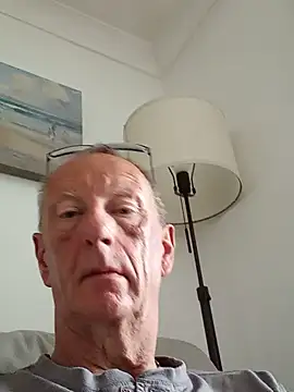 degsyjohn stripchat live cam model