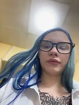 VampyLuna stripchat live cam model