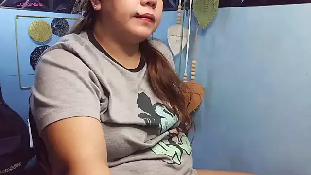 ambersmile stripchat live cam model