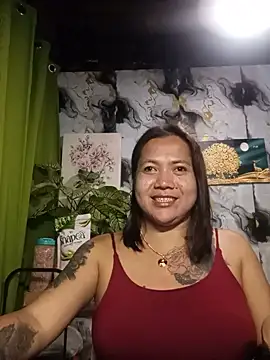 TabooSHOWgirl18 stripchat live cam model