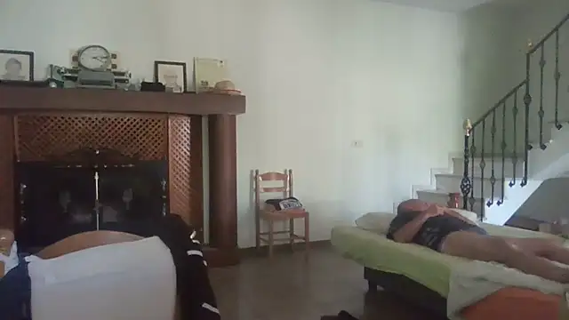 llopaco stripchat live cam model