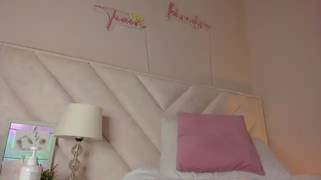 _angela_x stripchat live cam model