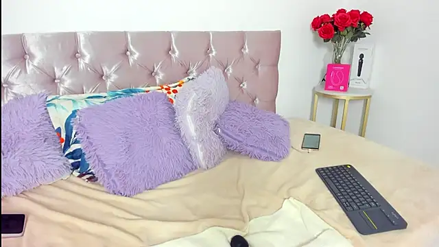 alanavega11 stripchat live cam model