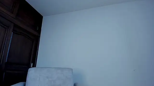 Samanthah stripchat live cam model