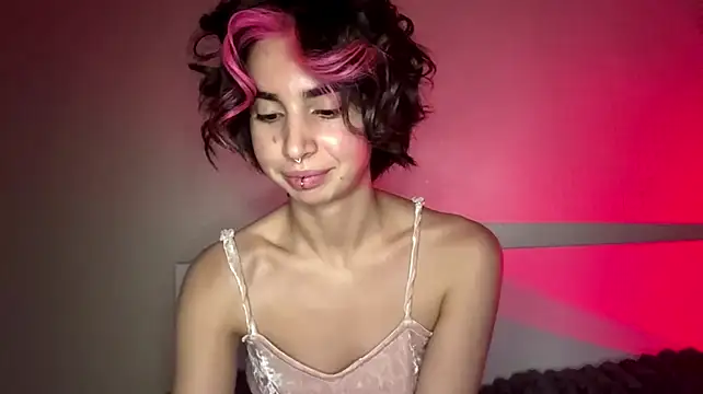 JessiaRuezga stripchat live cam model