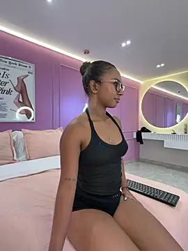 GabrielaLugo stripchat live cam model