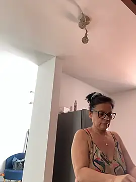 Sharongirl07 stripchat live cam model