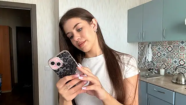 LypsiXo stripchat live cam model