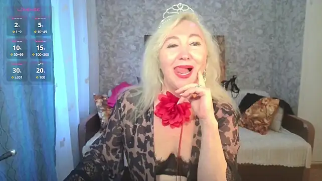 LadyKriss stripchat live cam model