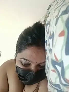 Cute_avni099 stripchat live cam model