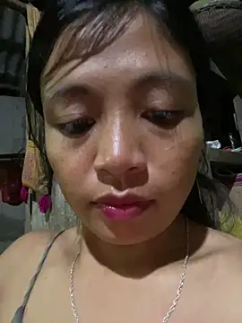 Tryphena stripchat live cam model