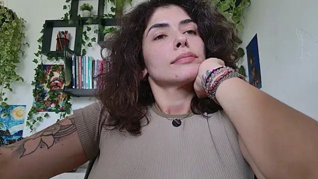TaliMajesty stripchat live cam model