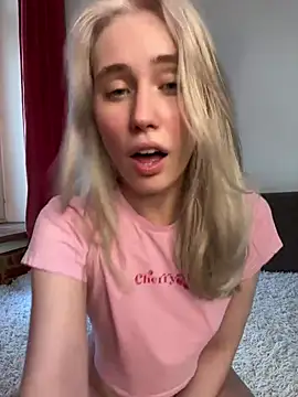 LovelyMiu stripchat live cam model