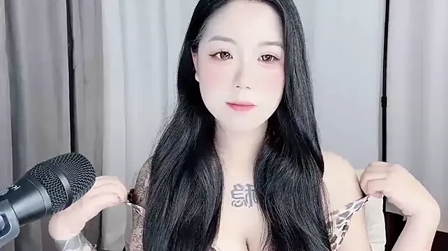 dalaopo6 stripchat live cam model