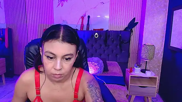 Juliet_Nasty stripchat live cam model
