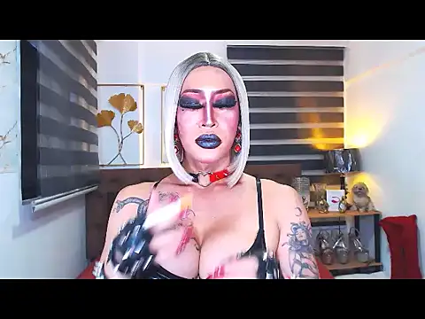 DominateMistressTania stripchat live cam model