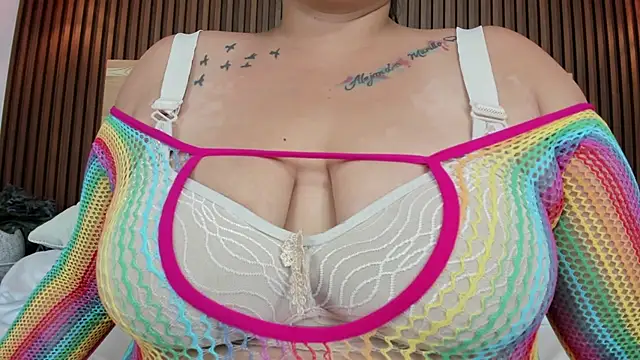 talia_florez_ stripchat live cam model