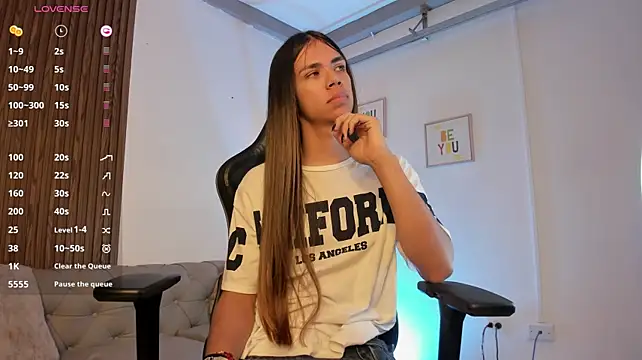 EmmaBlake1 stripchat live cam model