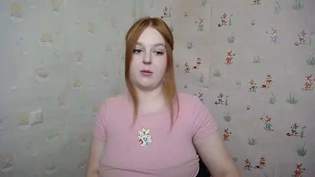 LaraFire77 stripchat live cam model