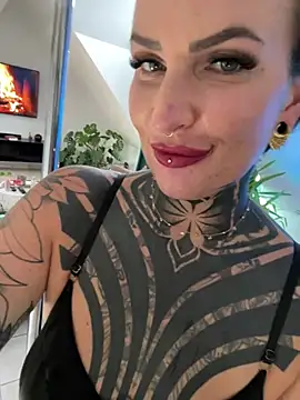 KathaleaNoir stripchat live cam model