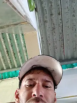 Pussyyor stripchat live cam model