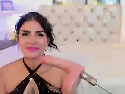 Preetty_Moon stripchat live cam model