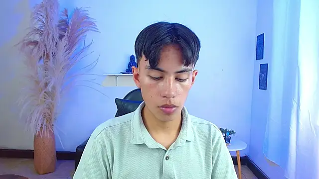 angelocum18 stripchat live cam model