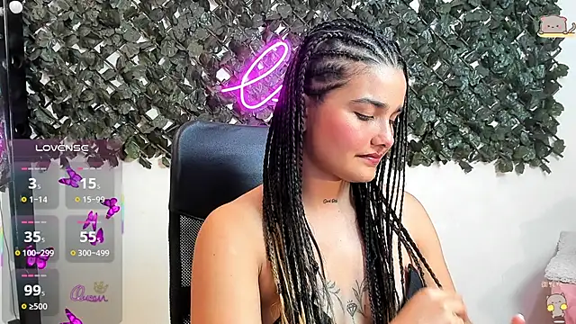 DestinyHills stripchat live cam model