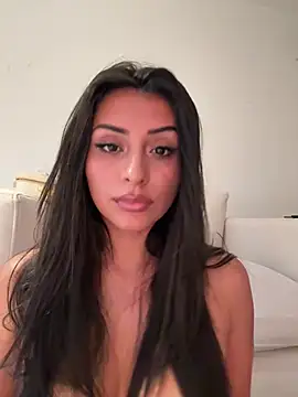 sweetAli_ stripchat live cam model