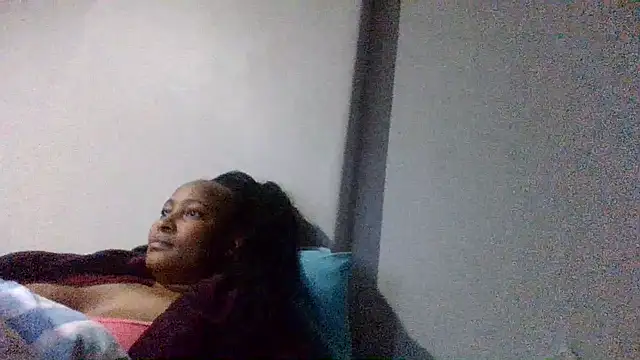 BabeAssXX stripchat live cam model