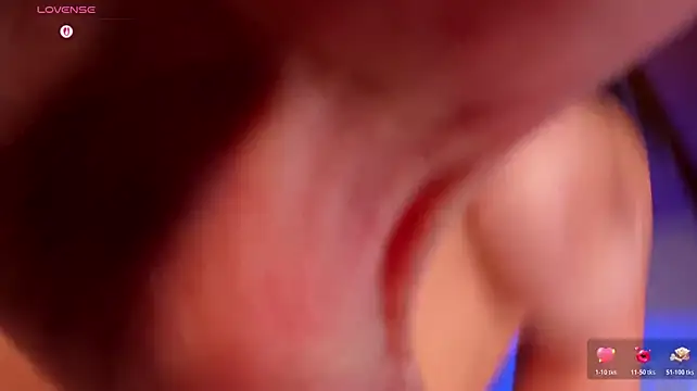KylieJenkins stripchat live cam model